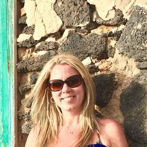 Meet your Posher, Liz